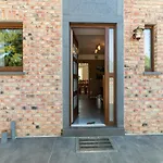 Semesterbostad Roomy Getaway Near F1