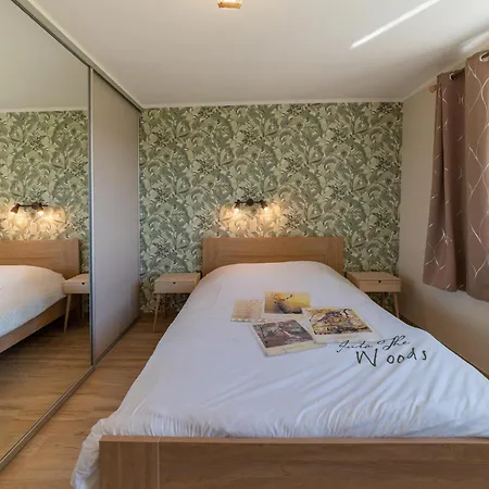 Roomy Getaway Near F1 Ferienhaus Stavelot