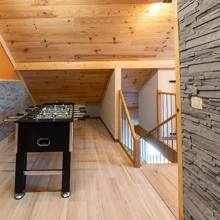 Roomy Getaway Near F1 Ferienhaus Stavelot