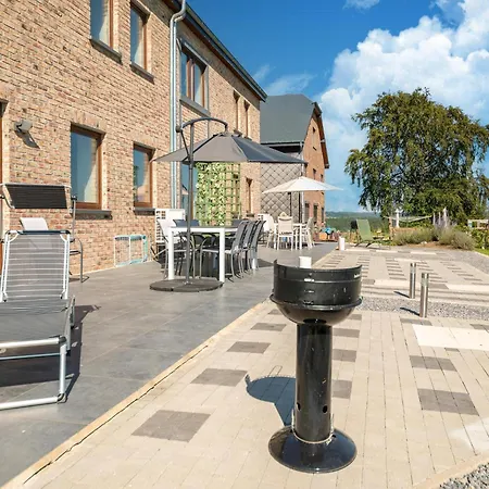 Ferienhaus Roomy Getaway Near F1 Stavelot