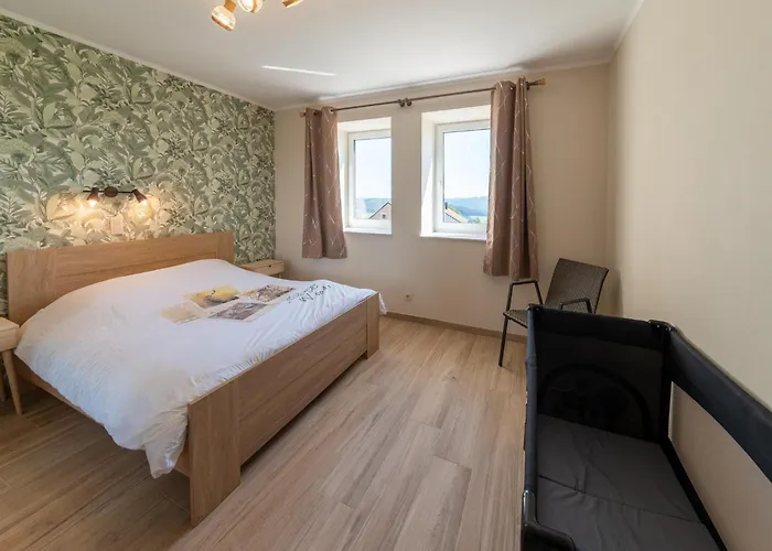 Roomy Getaway Near F1