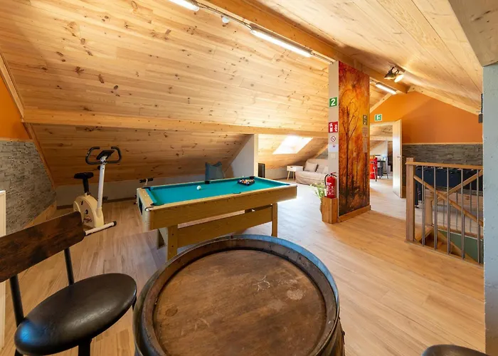 Roomy Getaway Near F1 * Stavelot