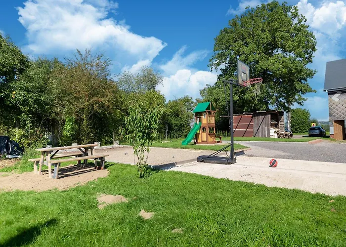 Roomy Getaway Near F1 Stavelot